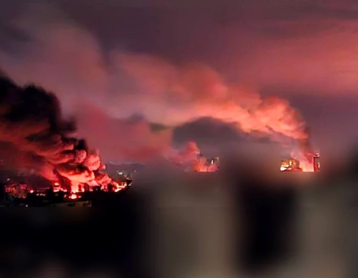 Explosions and fires following a Russian attack on Kyiv Photo: X