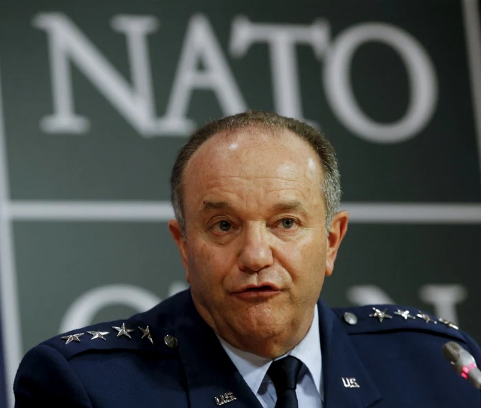 General Philip Breedlove/ PHOTO> EPA/ EFE” width=”1400″ height=”750″ loading=”eager” class=”svelte-h45upf”/></source></source></source></source></source></source></picture>
<p>General Philip Breedlove/ PHOTO> EPA/ EFE</p>
</div>
<p><i>“For the Kremlin leader, stopping the war without a </i>«<i>success</i>»<i> symbolically it would be equivalent to an internal political disaster. They should explain to the Russians why tens, maybe hundreds of thousands of soldiers died or were injured in vain. Therefore, Putin continues the war – not because it has a plan, but because it does not have an honorable exit ”</i>says the general.</p>
<p>Breedlove claims that Moscow does not follow a negotiated peace, but the complete capitulation of Ukraine – an impossible scenario in the conditions in which the Ukrainian forces continue to withstand a determination that many, at the beginning of the conflict, underestimated. “Ukraine will not surrender. It is a big nation, with a remarkably adaptable army. And she knows exactly why she struggles,” he says.</p>
<h2>An prolonged conflict due to the initial hesitations of the West</h2>
<p>The American general recalls the key moments of the post-2014 period, when there were real chances of limiting Russian ambitions. “<i>In those years, NATO and the US had diplomatic and military means to discourage aggression. But each measure suggested – either the sending of troops to the eastern states of the Alliance, or the air patrols or the consolidation of the eastern flank – was cataloged as 'provocative'. And Russia performed this restraint as on a green wave</i>. ”</p>
<p>Today, with over 600,000 Russian soldiers on Ukraine – an almost double force compared to the beginning of the invasion of February 2022 – Moscow continues a wear strategy, relying on the tiredness of the West and on political divisions among Ukraine Allies.</p>
<h2>Peace must be durable, not just symbolic</h2>
<p>In Breedlove's opinion, any future peace agreement must be based not only the cessation of hostilities, but also the recognition that Russia is responsible in this conflict. <i>“We must make sure that this peace will not be a temporary one, but one that clearly establishes that aggression will no longer be tolerated. Without unilateral concessions. Russia must also feel the moral cost, not just the military.</i>”, Says the general.</p>
<p>Until then, he warns, the West should not be misled by the contradictory signals of Moscow regarding the availability for negotiations. “Russia does not seek peace. It is looking for time. Time to regenerate, to destabilize Western support and, possibly, to force Ukraine to unacceptable compromises.”</p>
<h2>“Putin will not get the victory, but it will extend the war as much as possible”</h2>
<p>An optimistic scenario, according to the American general, does not include a clear military victory of Russia, but no immediate withdrawal. “<i>They will not win Ukraine, but they will try to destroy the pieces. It is a long -term Soviet strategy. Unfortunately we pay today for yesterday's mistakes</i>”, Concludes Breedlove.</p>
<p>Western analysts, such as David Axes, warn that, at the current rhythm of the Russian advance, it would take decades and millions of victims to complete Ukraine – an unrealistic goal, but which does not prevent Moscow from maintaining the active conflict, relying on the depletion of resistance. In this context, the responsibility of the international community remains a substantive one: the support of a fair peace, not of an illusion of stability.</p>
</p></div>


			
		</div><!-- .entry-content /-->

				<div id=