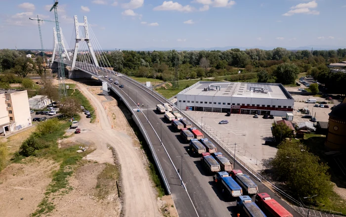 The bridge during testing. Source: Satu Mare City Hall / Facebook