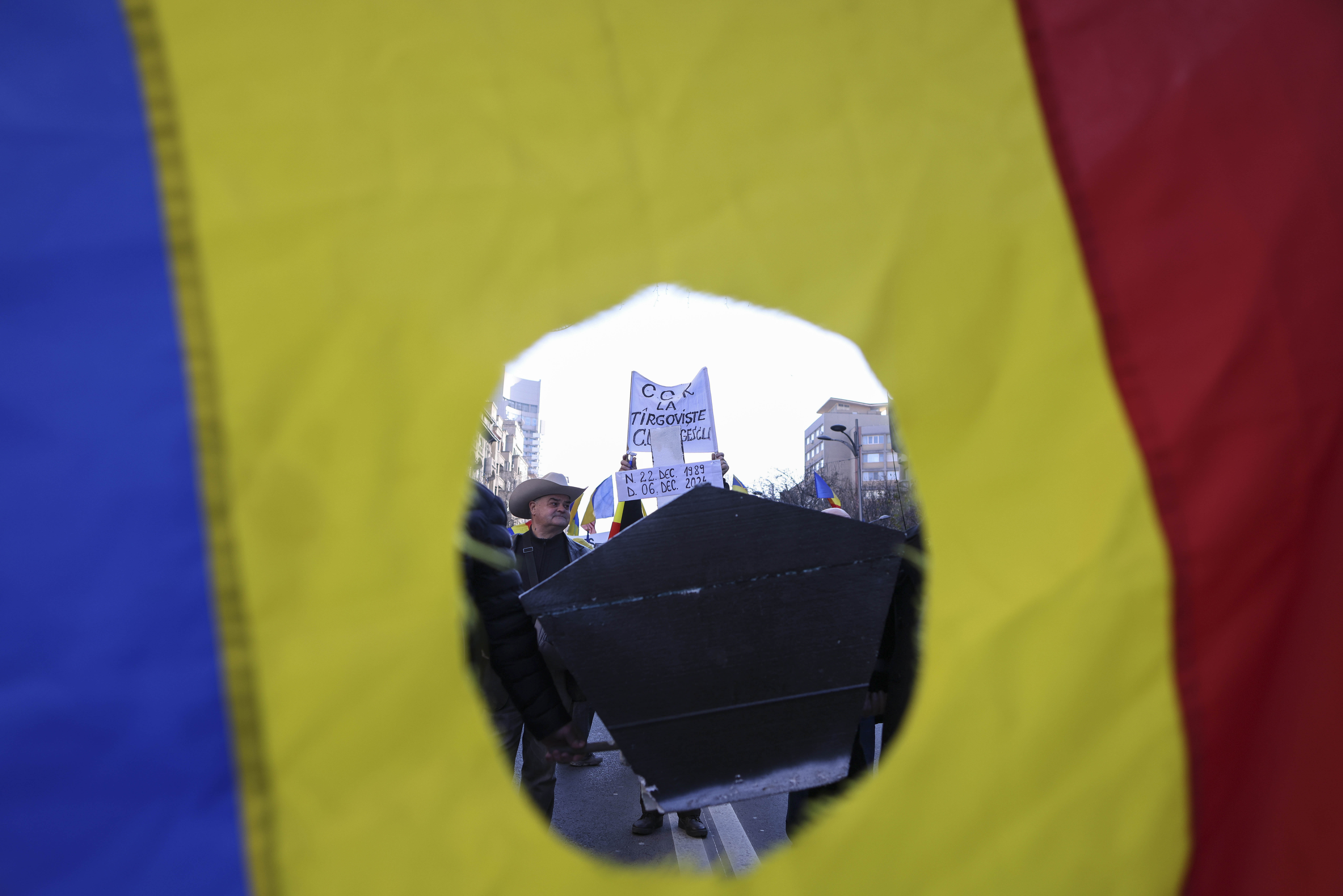 Societatea românească este scindată în două tabere. FOTO: Inquam Photos
