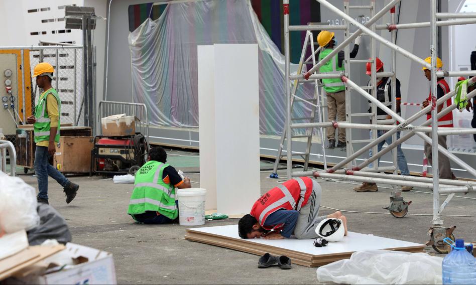 Macabre preparations of the World Cup in Saudi Arabia. Thousands of employees are threatened with death on construction sites