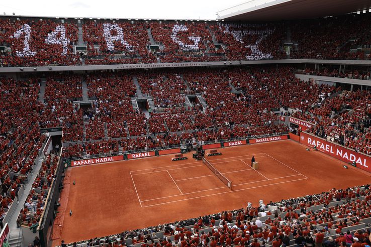 Rafael Nadal, paid tribute to Roland Garros through an emotional ceremony/photo: Getty Images