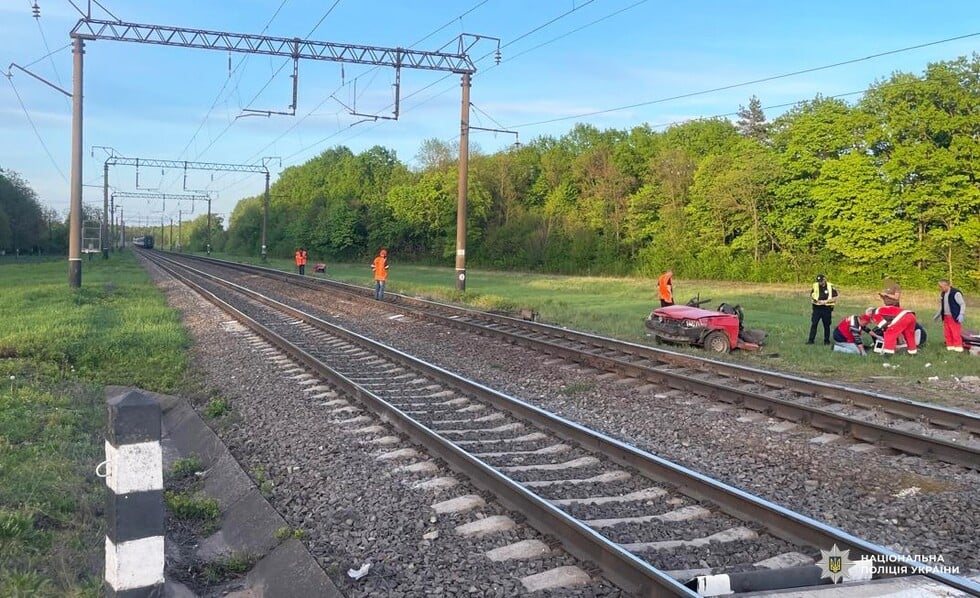 In the Rivne region, a passenger train shot down a car with people, there are dead. Photo 3
