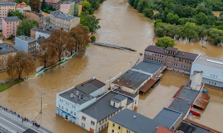 Extreme weather phenomena cost Poland EUR 1.4 billion a year