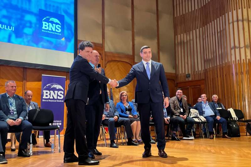 The analysis of the first TV debate between Nicușor Dan and George Simion, in the Friday newsletter of Hotnews,