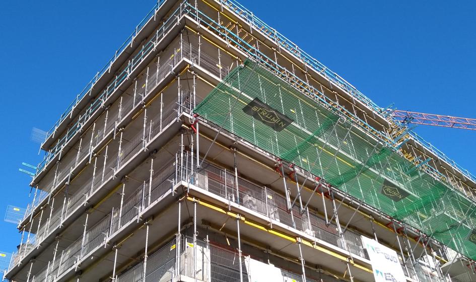 The construction site reflects. Spring increase in production and employment in the sector