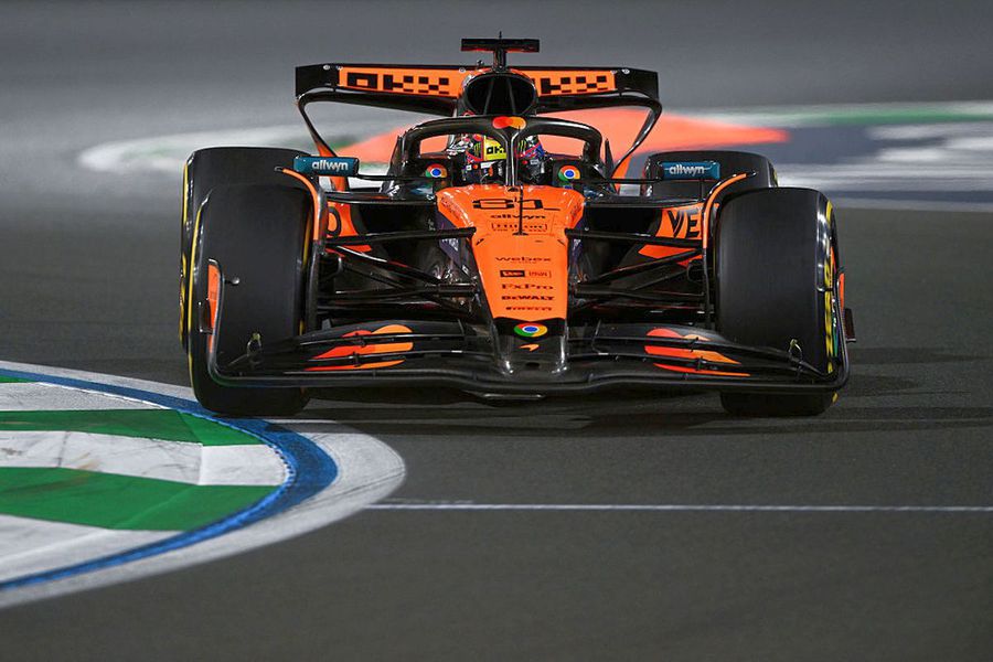 Fabulous! Oscar Piastri is the first pilot from Ayrton Senna doing this in Formula 1