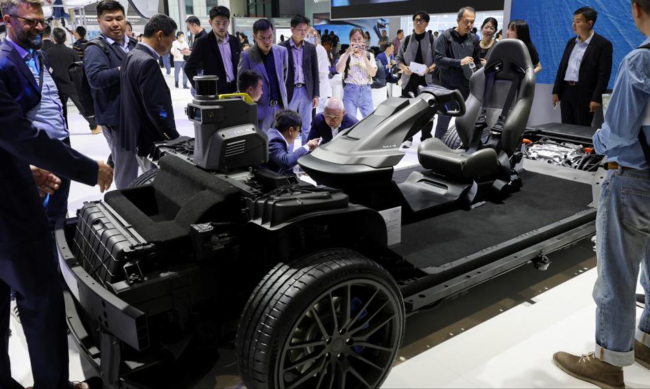 The largest EV battery manufacturer in the world is entering the stock exchange. The money will go to Hungary