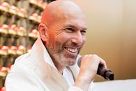 The footballer who took him on the back on the great Zinedine Zidane: 