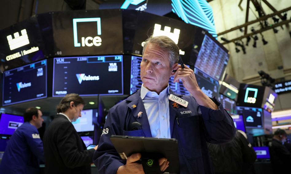 Wall Street goes back from the top. S&P