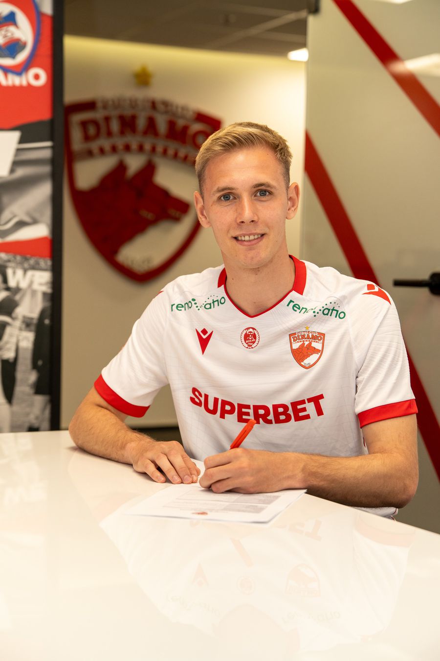 Dinamo officially presented the first transfer for next season