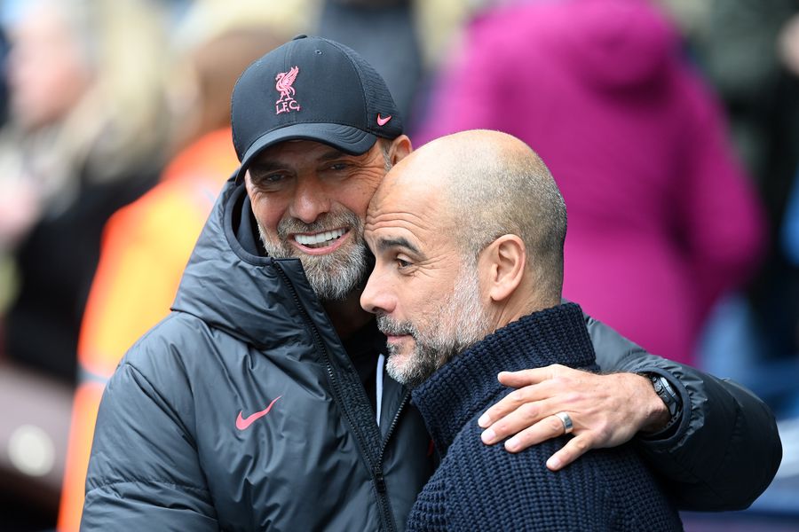 Pep Guardiola and Jurgen Klopp, before a Manchester City - Liverpool // Photo: Getty Images Pep Guardiola revealed the name of the most difficult opponent he met: