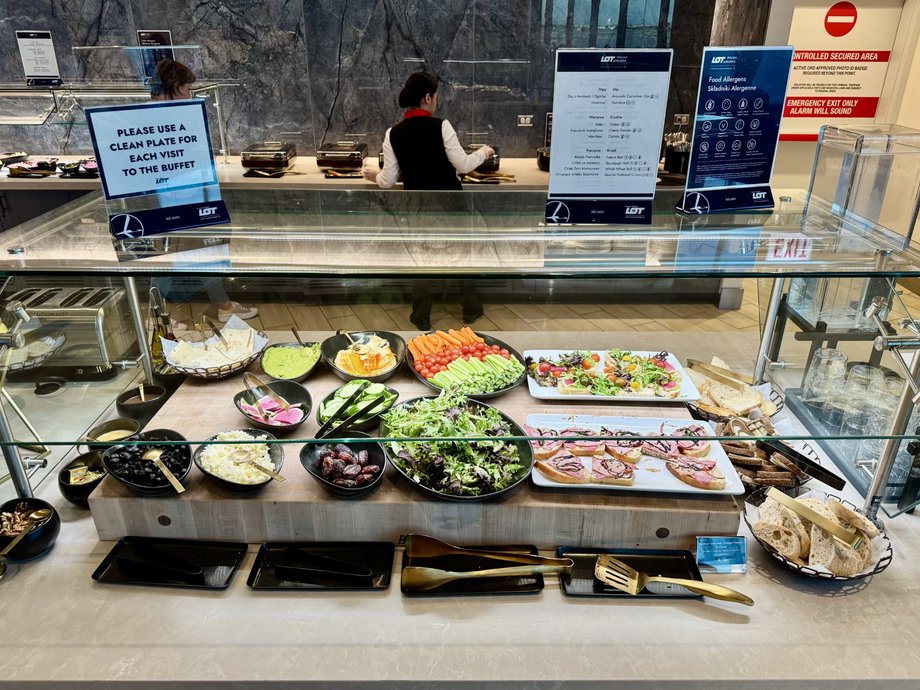 Buffet in the LOT salon in Chicago