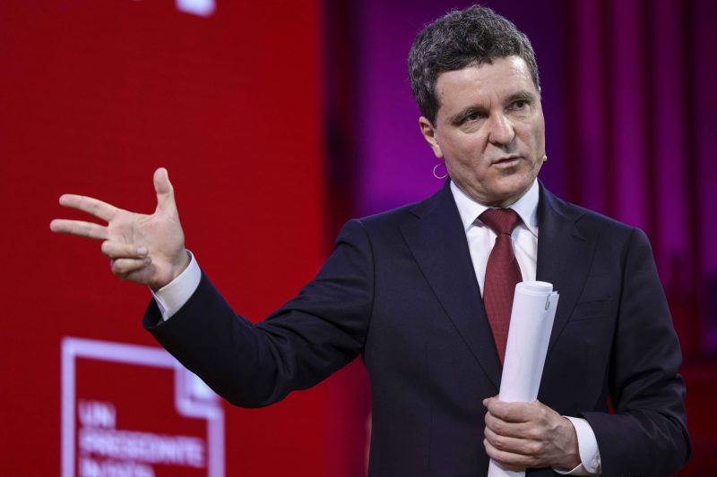 Nicușor Dan acknowledged that he signed the approval for a private oncological hospital after the theme arrived in the presidential debate