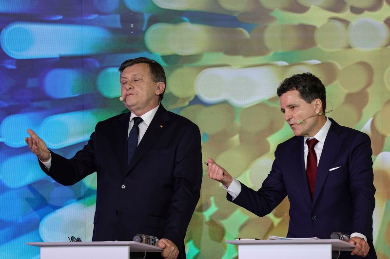 Antonescu and Dan's reactions to the US Official Declaration on External Intellments in elections: 