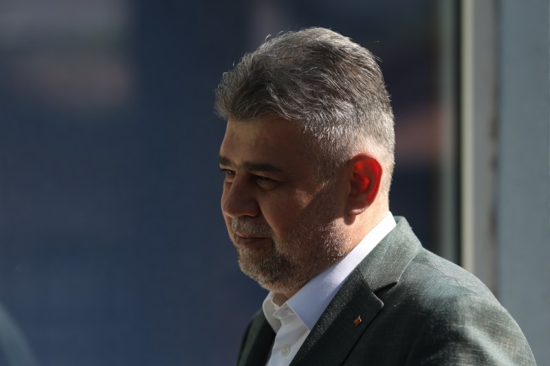 Live Marcel Ciolacu officially announces that he resigns from the position of prime minister: 