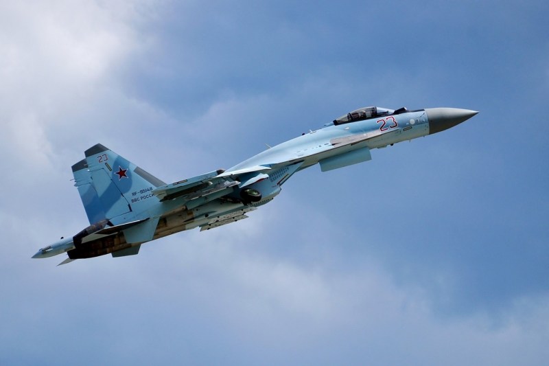 Video a Russian war plane entered without permission in the NATO airspace / 