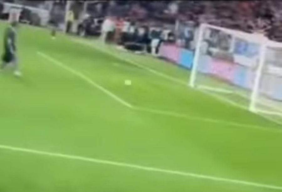 Incredible phase spent in Serie A »a lawn fan entered the field and scored the penalty + what followed!