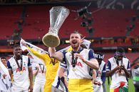 Radu Drăgușin, with the tricolor on the Europa League podium »Romania, again in the elite: emotional images on San Mames