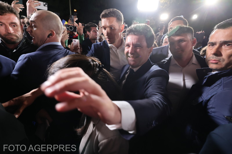 The political scientist, after the victory of Nicușor Dan: 
