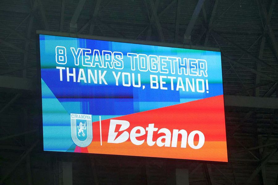 Craiova University confirmed the separation: 