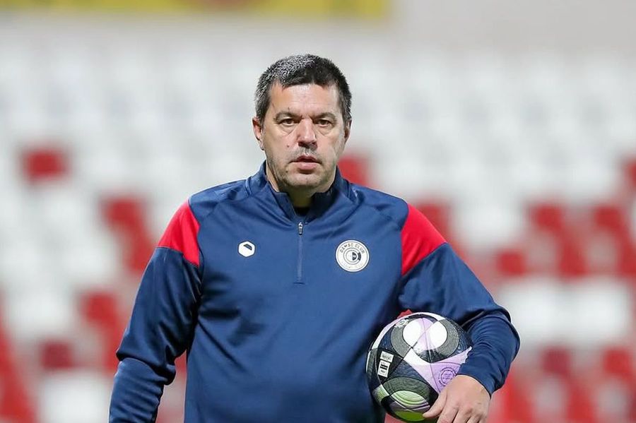 Cosmin Contra, photo: Instagram @damac_club Moving no one expected at Rapid! The new favorite coach to replace Marius Șumudică