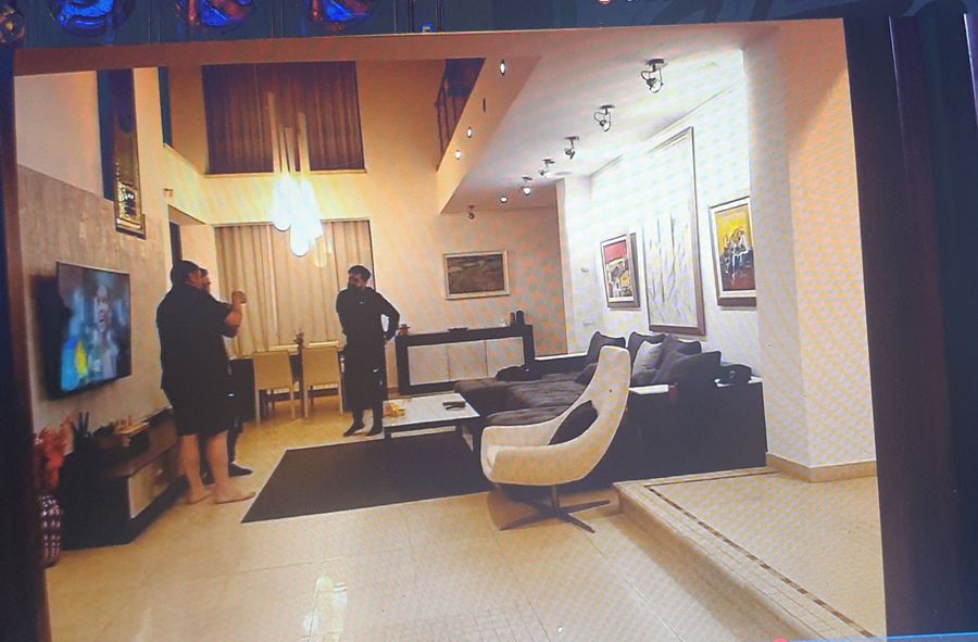 This is how the Living of the Vile in which Ivan's show also produced Amazing images: Andrei Ivan appeared masked with wig, glasses and cap on a casino rival site, while Craiova had a match in the play-off!