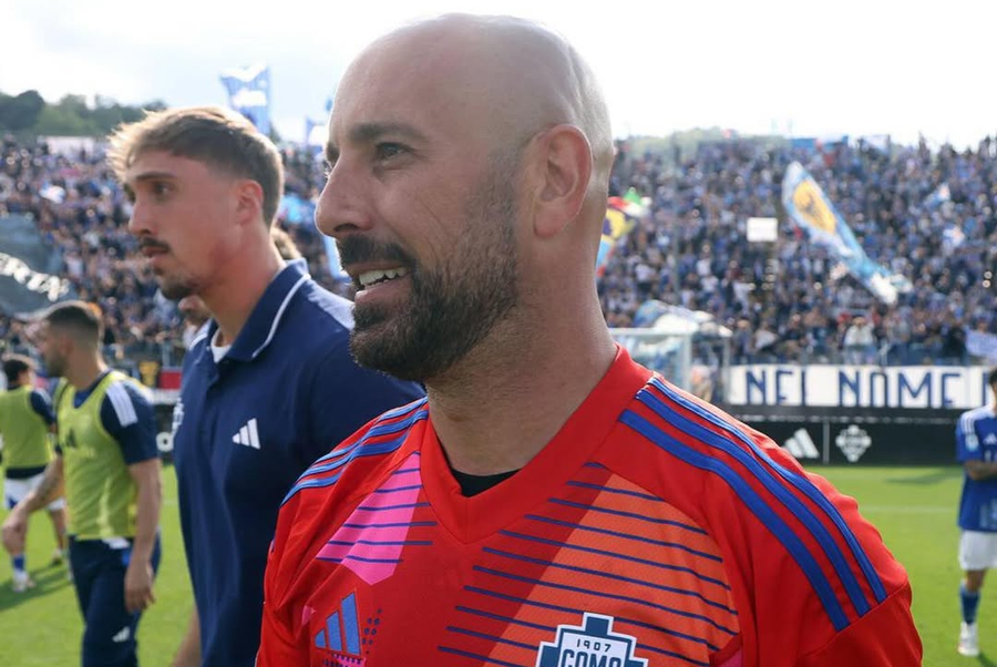 He announced his withdrawal at 42 »The World Champion remained good from his football career