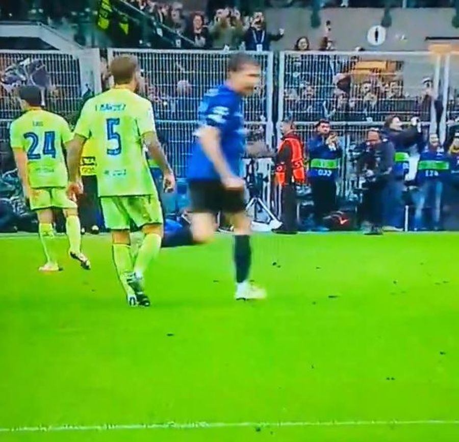 Photo source: Capture X Scandalos gesture that did not see on TV in Inter - Barcelona »was forgiven by the red card