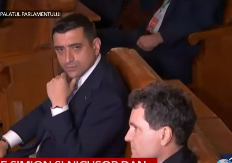 The first debate between George Simion and Nicușor Dan / PHOTO: Captures Tv @antena 3