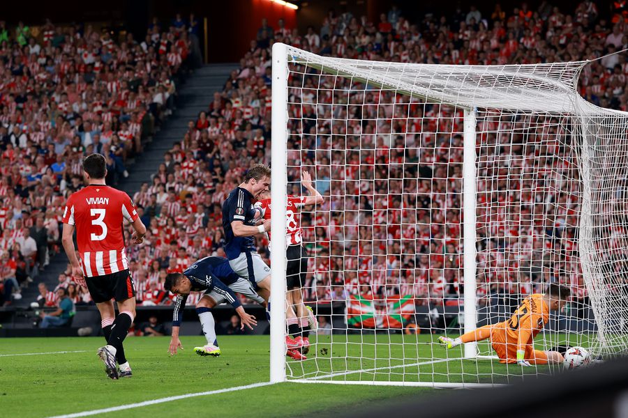 Athletic Bilbao - Manchester United, May 1, 2025 // Photo: Getty Images Premiere in the Champions League »What record can I set on Thursday the band of Radu Drăgușin and Manchester United!