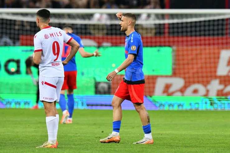 FCSB - Dinamo, cadres surprised by photoreporters Cristi Preda & Ionuț Iordache