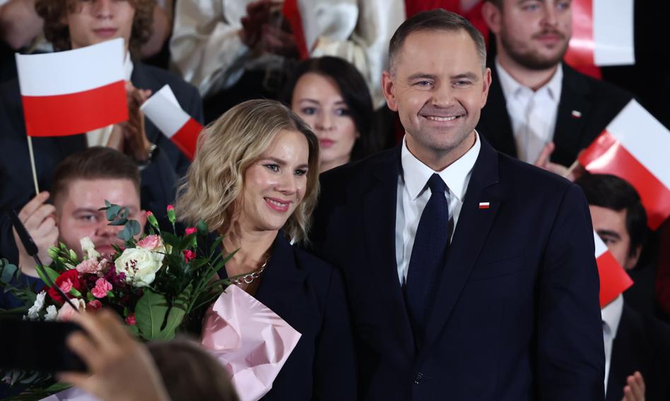 There is a property declaration of Karol Nawrocki. "Together with his wife, he is the owner of two apartments"