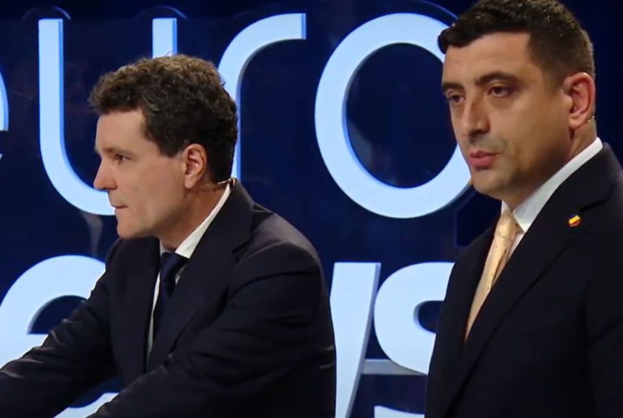 Nicușor Dan and George Simion, at the Euronews debate The moment when the debate between Nicușor Dan and George Simion diverted to the stadiums:
