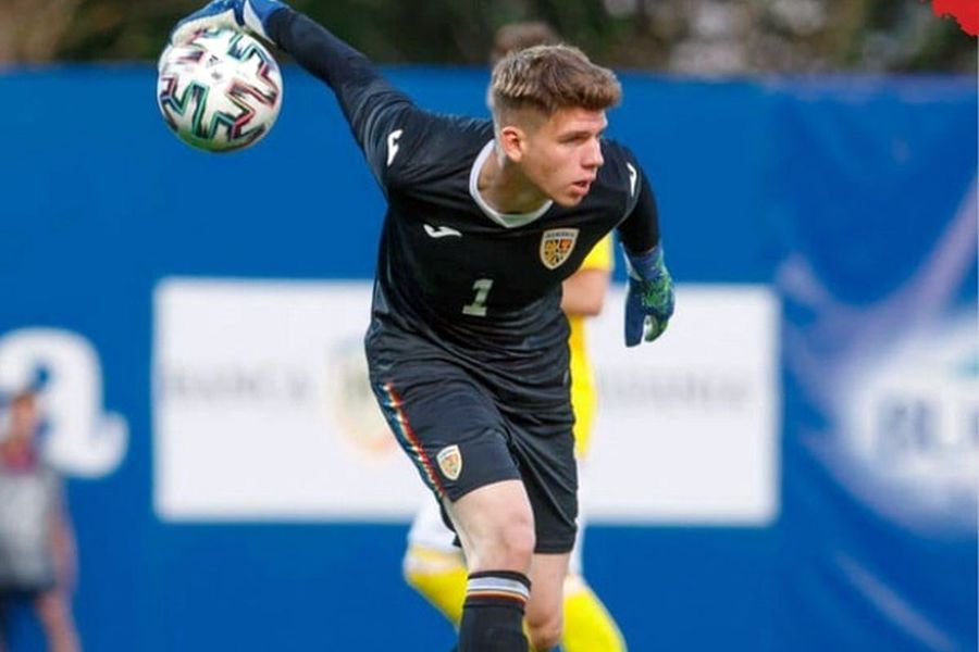 Codruț Sandu He signed with Dinamo, after Rapid left him free! It's the third move to the