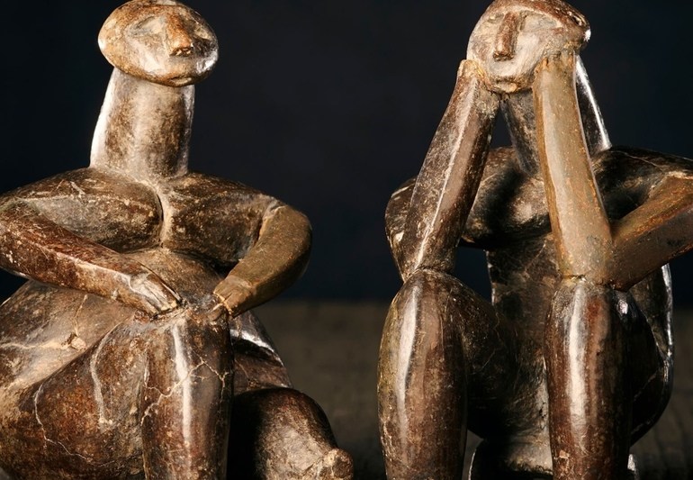 Exclusively photo two of the most important artifacts of Romania, borrowed from a museum from abroad, each were provided at the value of the helmet in Coțofenești