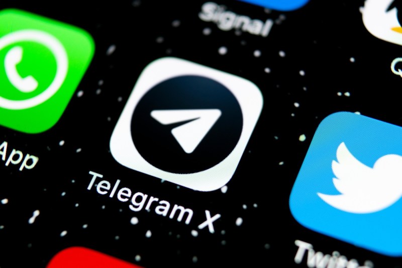 Elon Musk and Pavel Durov sign a $ 300 million partnership. AI from X will be integrated into Telegram