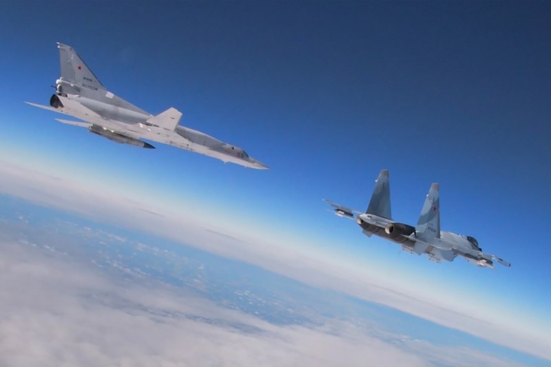 Two Russian military aircraft, suspected of violating the Finnish air space