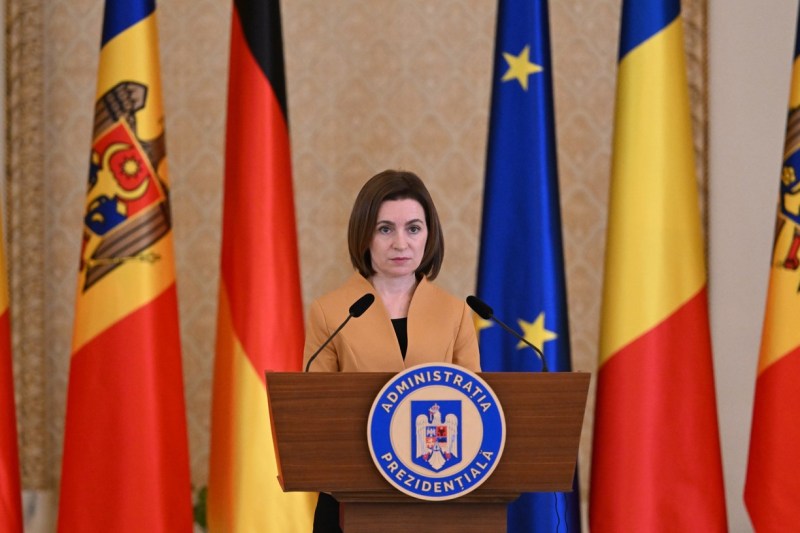 Maia Sandu video voted at the Romanian Embassy in Tirana