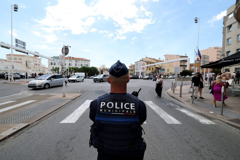 Massive power break in Cannes, following an