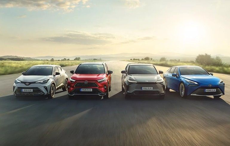The list of the least reliable cars does not contain any Dacia model, but it's full of Toyota cars