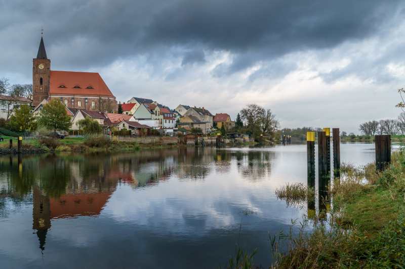 A city in Germany who wore an infamy name tries to attract foreign inhabitants with a free accommodation program