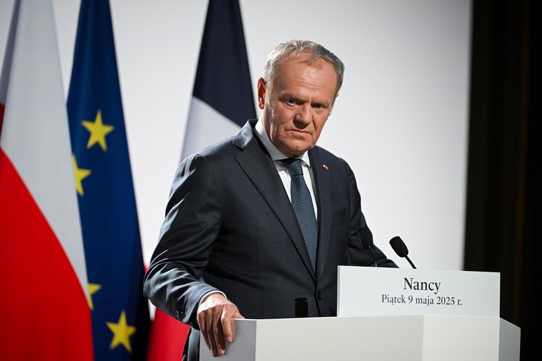 Prime Minister Donald Tusk during a press conference with French President Emmanuel Macron in Nancy, France, May 9, 2025.