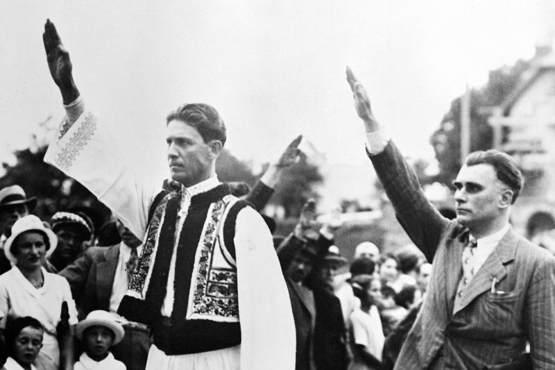 Corneliu Zelea Codreanu, left, March 22, 1937. Photo: AP / Profimedia