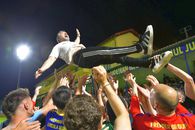 Fabulous images! The gesture made by Adrian Mihalcea after saving Slobozia from relegation