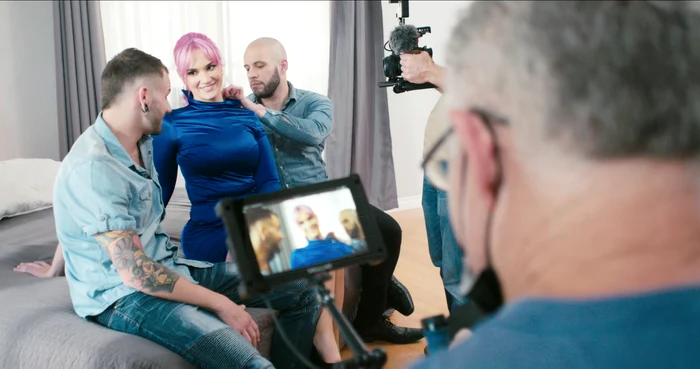 The French government has asked for sites with adult movies to verify photo age: Profimedia