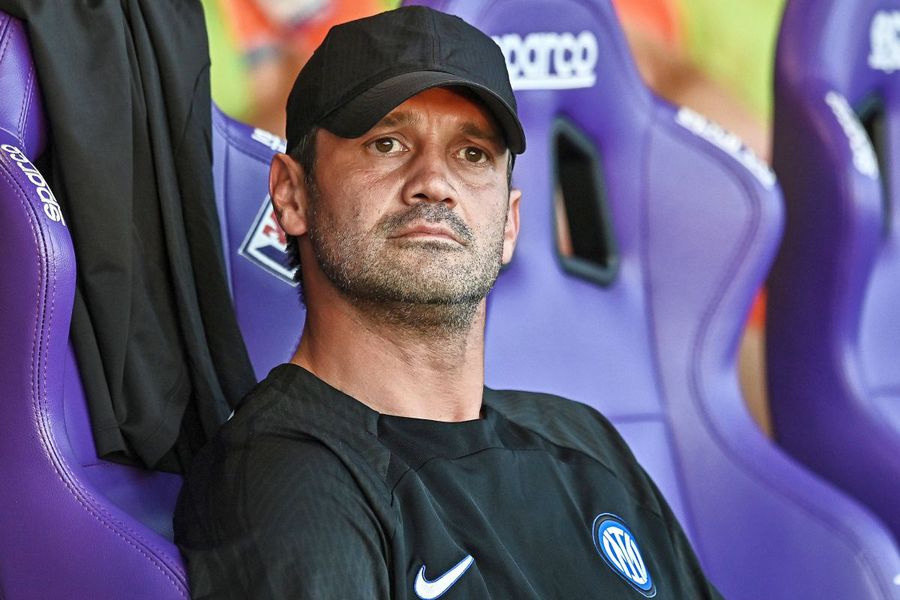 The Italians reveal Chivu's real salary at Inter! »How many times he earns more than what Parma proposed to him