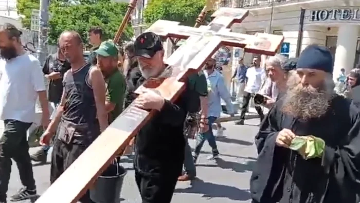 Becali with a Cross on the Photo Back: Video Capture