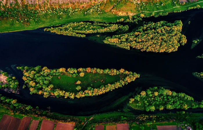 River Răut. Molodova.Travel source