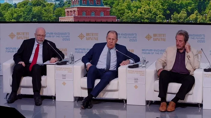 Errol Musk (right), along with Sergei Lavrov Photo: X